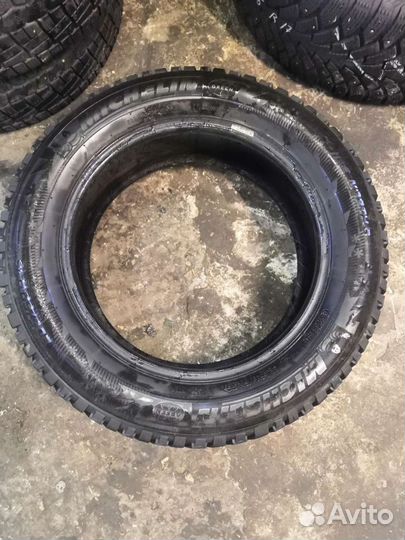 Michelin X-Ice North 4 205/60 R16  1шт