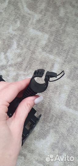 Держатель для телефона в машину