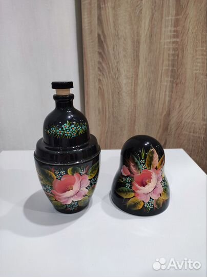 Штоф фарфоровый Матрешка