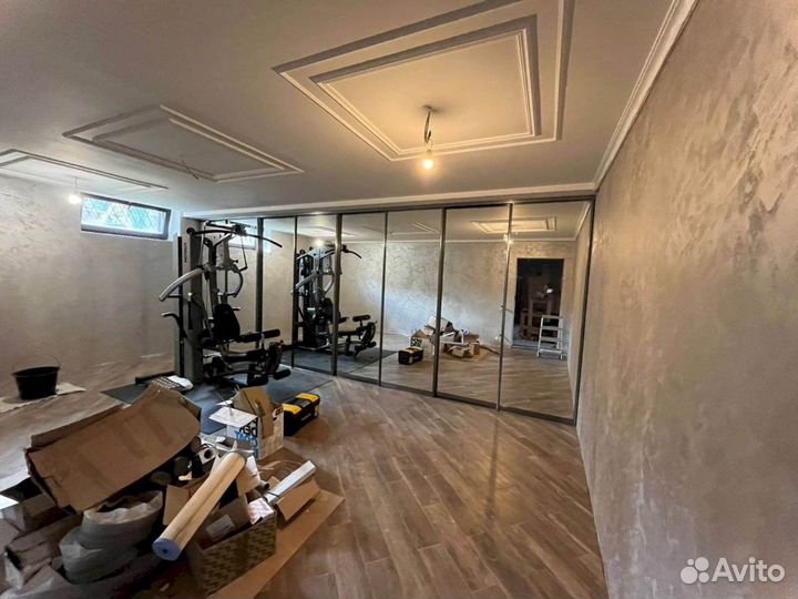 Стеклянная перегородка