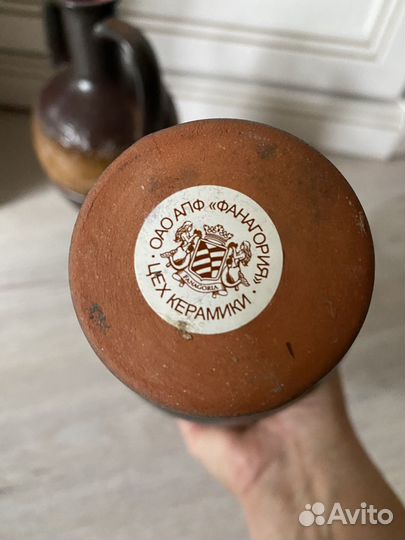 Глиняный кувшин