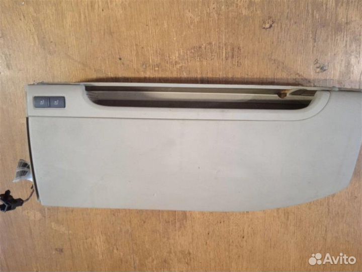 Вещевое отделение Audi A8 D3