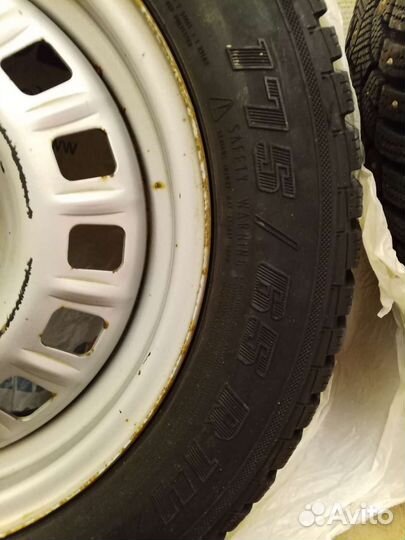 Резина на дисках 2 gislaved + 2 pirelli 175/65 14