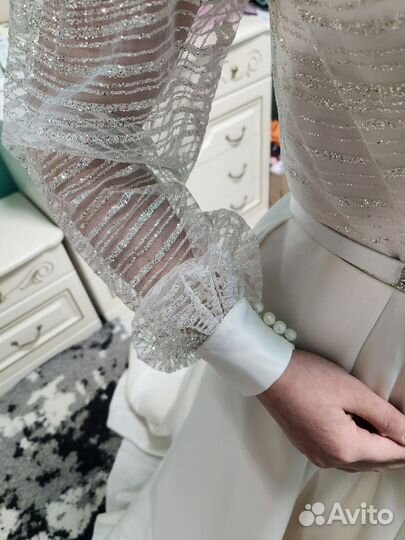 Свадебное платье 44 46 бу