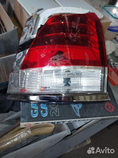 Молдинг задней оптики TLC 200