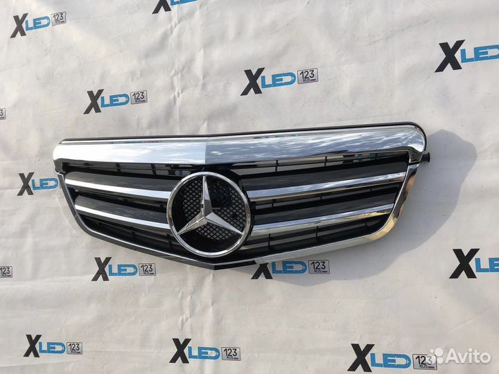 Решетка радиатора Mercedes w212 w 212 дорест хром