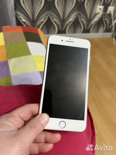 iPhone 8 Plus, 64 ГБ