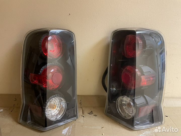 Стопы sonar Cadillac escalade 2003 год