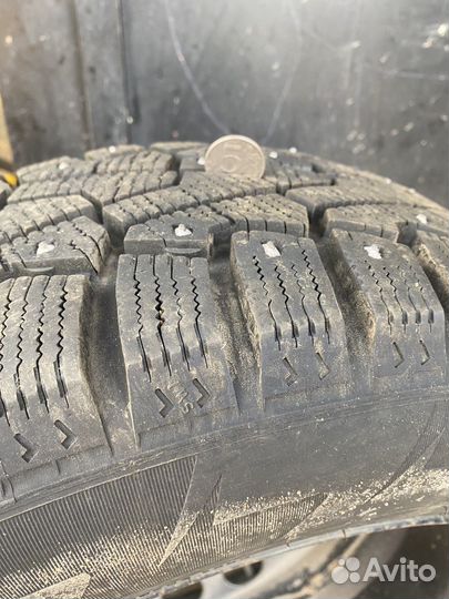 Pirelli Ice Zero 205/60 R16 96T