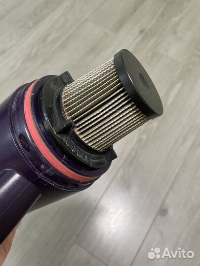 Вертикальный беспроводной пылесос marta MT-1370