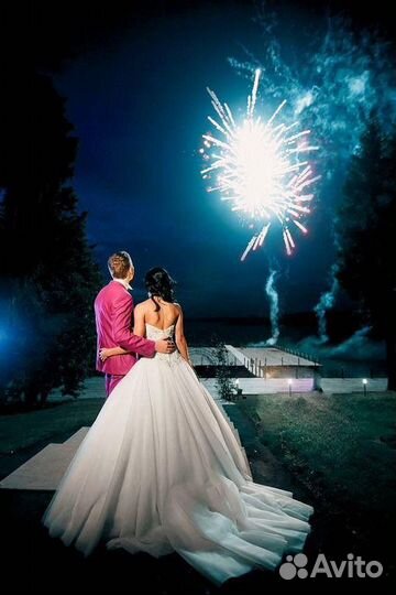 Холодные фонтаны. Тяжелый дым. Сердца