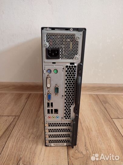 Lenovo thinkcentre i3 2100 +6GB RAM