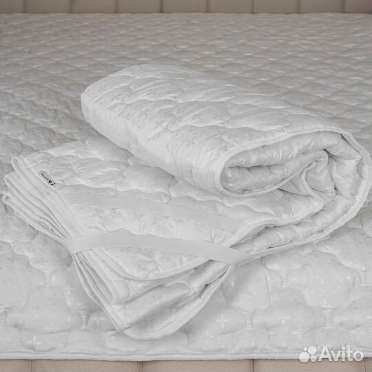 Наматрасник-топпер Лотус