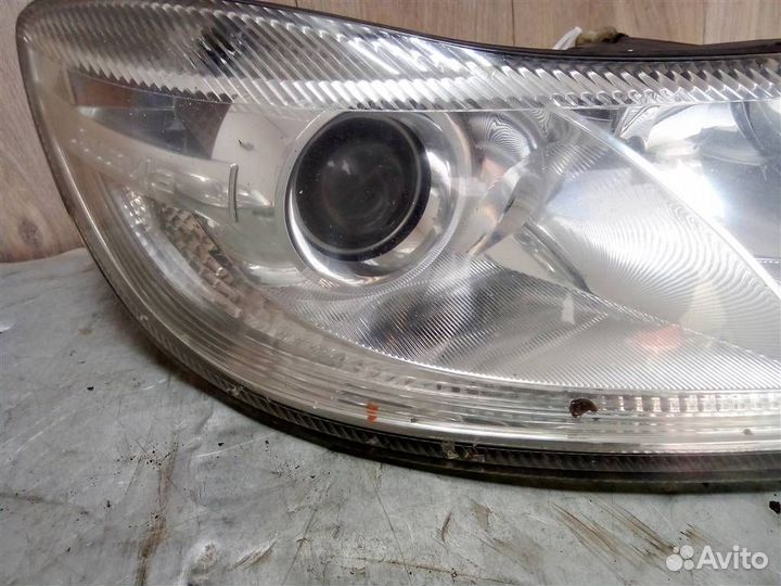 Фара правая 1Z2941016F