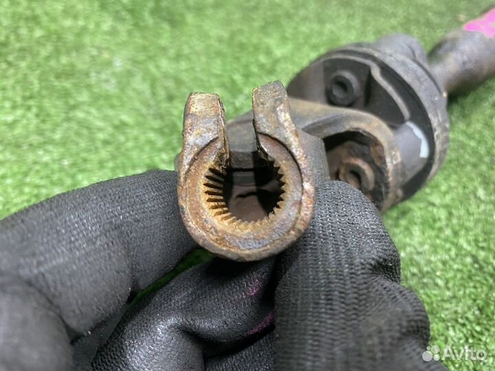 Рулевой карданчик suzuki jimny JB23W K6A 2009