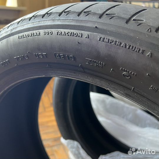 Bridgestone Alenza 001 245/45 R20 и 275/40 R20 106W