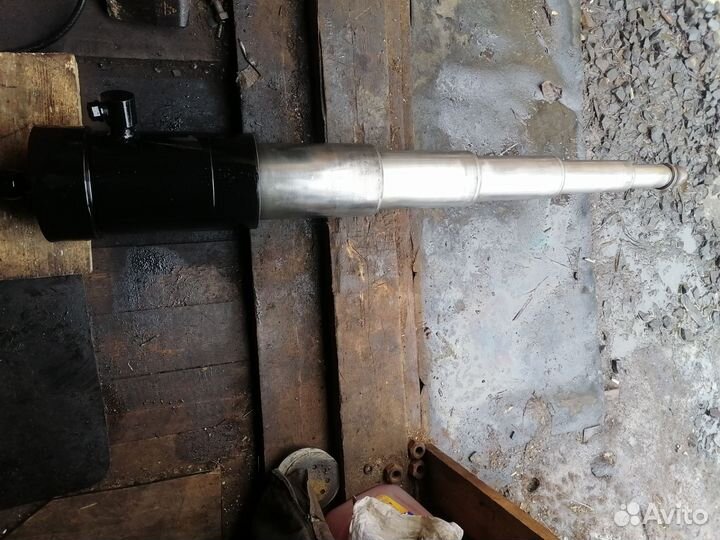 Продам гидроцилиндр