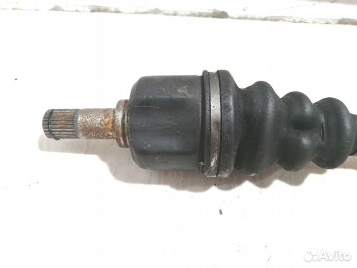 Привод передний правый Mitsubishi Dingo CQ2A 4G15