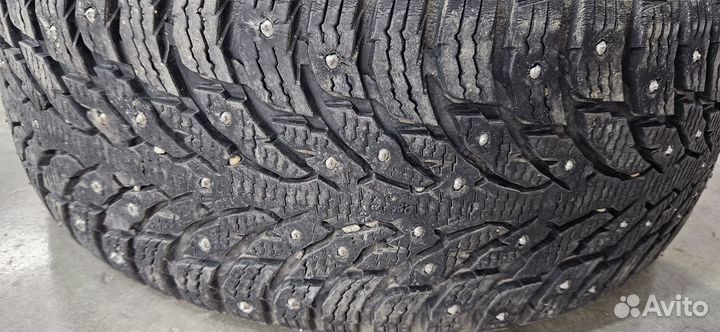 Nokian Tyres Hakkapeliitta 9 SUV 245/45 R20