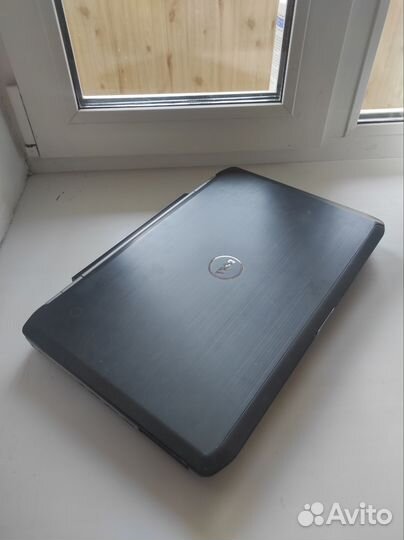 Dell i7/750gb/Intel HD 3000