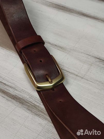 Мужской кожаный ремень ручной работы