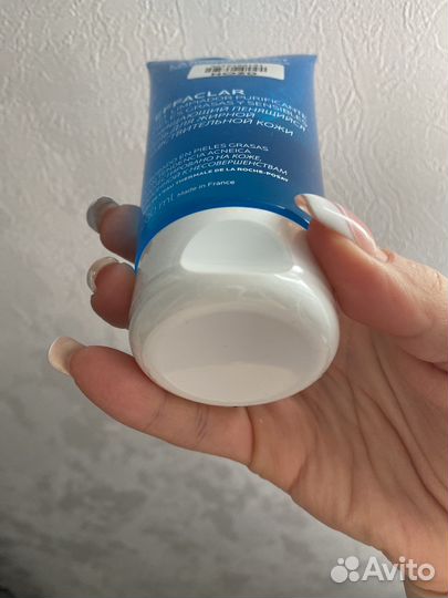 Очищающий гель для лица