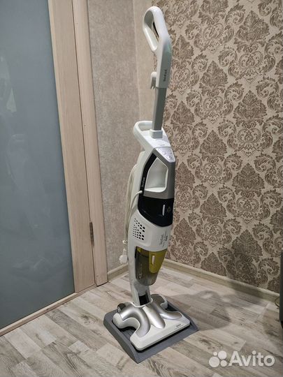 Моющий пылесос Tefal Clean and Steam VP8561RH