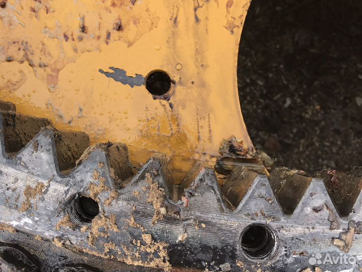 Поворотный круг cat 320 DL