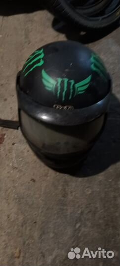 Шлем на мопед