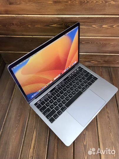 Macbook Pro 13 2018 i7 8gb 256g