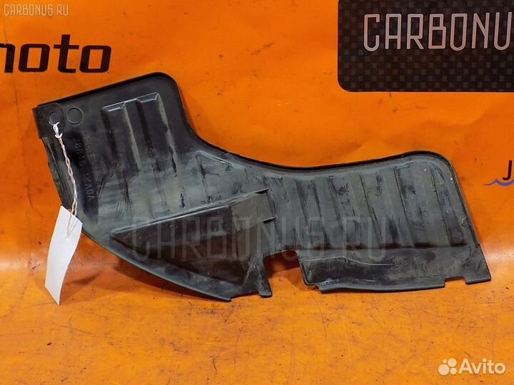 Подкрылок Nissan Juke YF15 задний правый