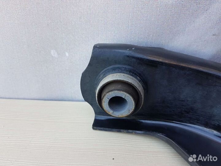 Рычаг передний правый Renault Duster 1 1.6 MT