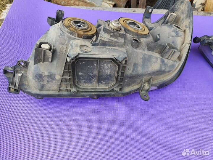 Фара правая Land Cruiser 100