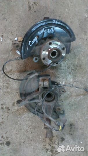 Ниссан Альмера G-15 поворотный кулак