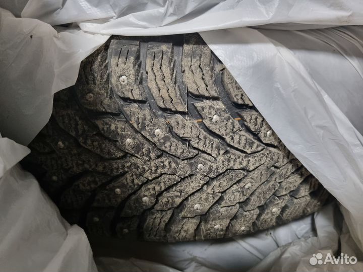 Nokian Tyres Hakkapeliitta 9 205/55 R16