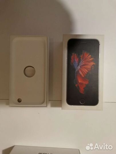 Коробки от iPhone