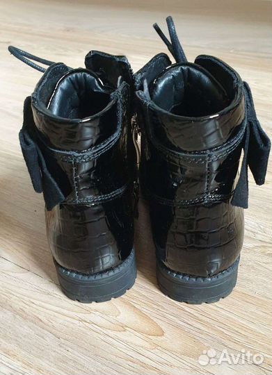 Ботинки для девочки