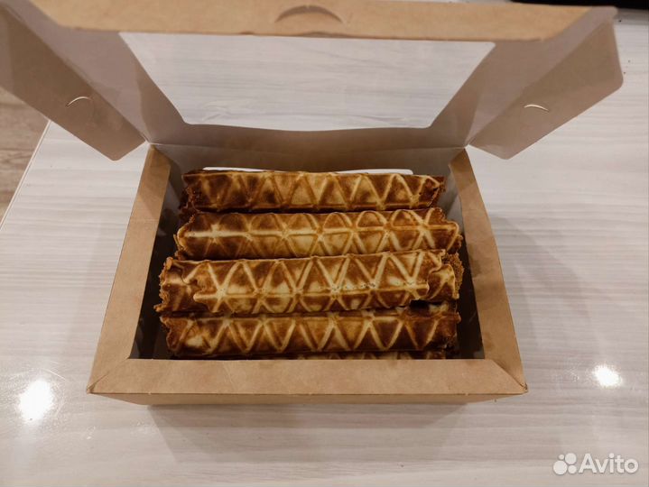 Трубочки, орешки с варëной сгущëнкой