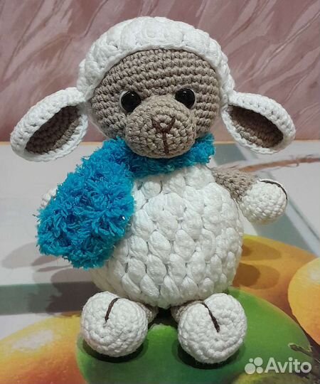 Эксклюзивная Овечка в шарфике. Ручная работа