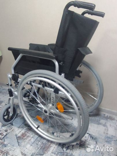 Коляска инвалидная