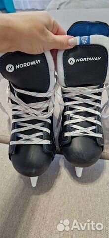 Коньки хоккейные детские