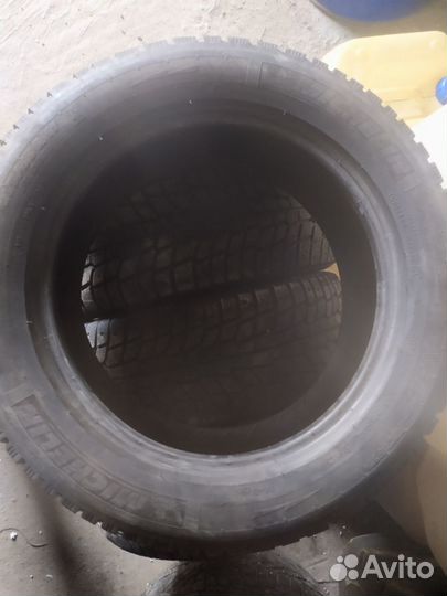 Michelin X-Ice North 235/55 R17