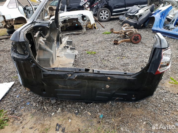 Панель задняя FAW V5