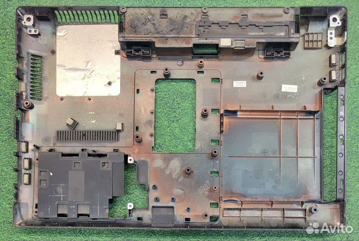 Поддон Samsung NP-RC530