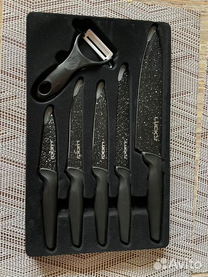 Набор кухонных ножей