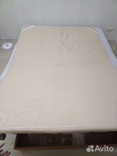 Наматрасник 140 200 бу