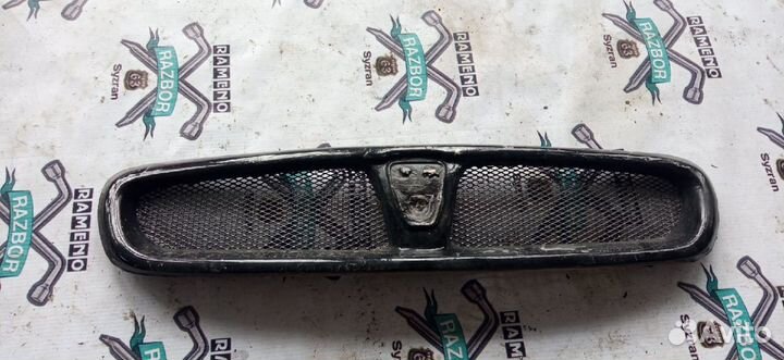 Решетка радиатора Rover 200