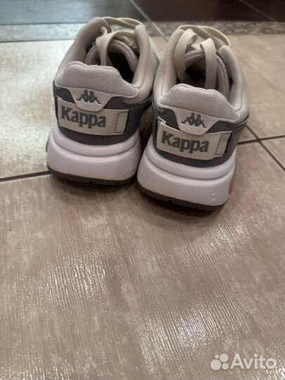 Кроссовки женские 37 размер