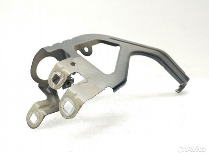 Кронштейн крыла передний правый Bmw 5-Series F10