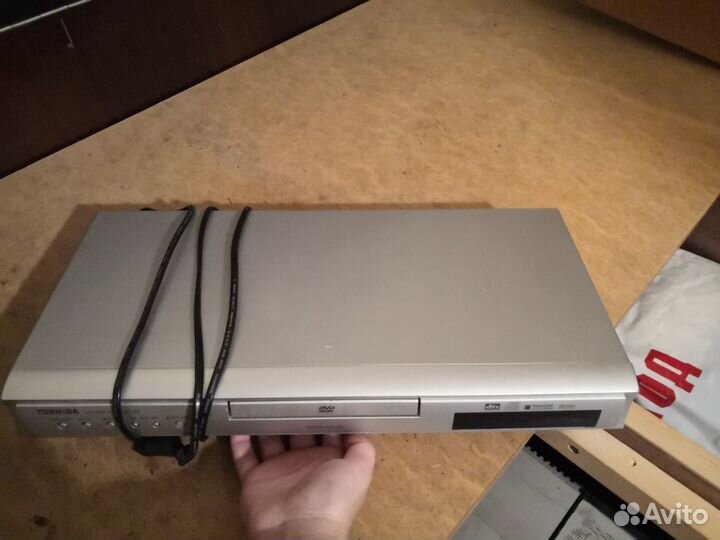 Dvd плеер toshiba sd 130e + диски